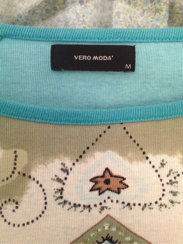 Camiseta Hippie Pedreria 00's