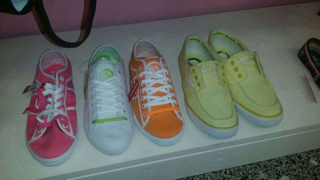 tacones y  bambas Diesel