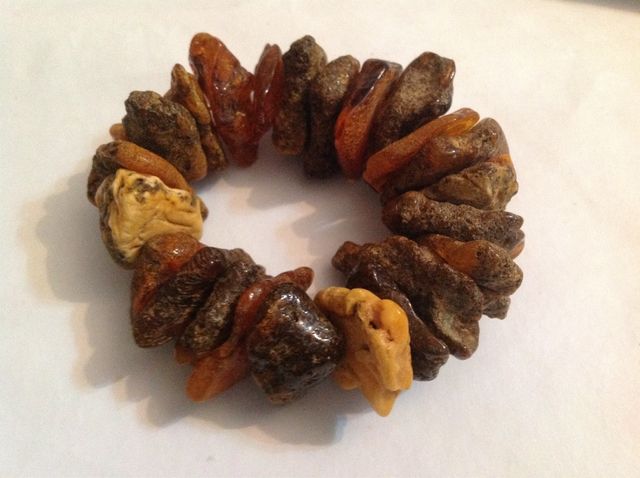 Preciosa pulsera elástica de Ambar salvaje