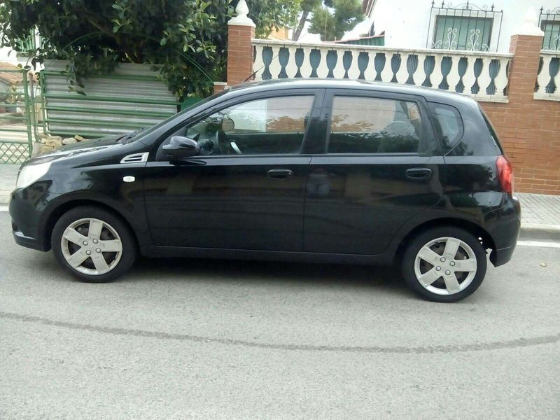 Chevrolet Aveo 2009 - foto 1