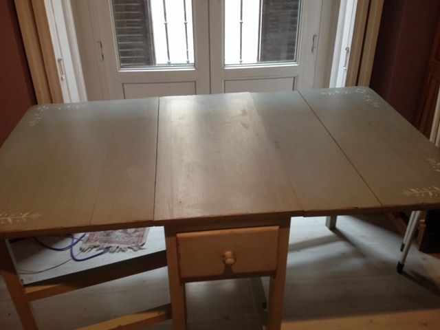 Mesa rústica de cocina o comedor de segunda mano por 70 € en Madrid ... Mesa rústica de cocina o comedor de segunda mano por 70 € en Madrid ...