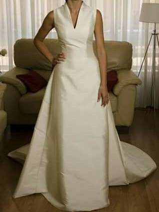 vestido de novia matilde cano. de segunda mano por 400 € en pinto en