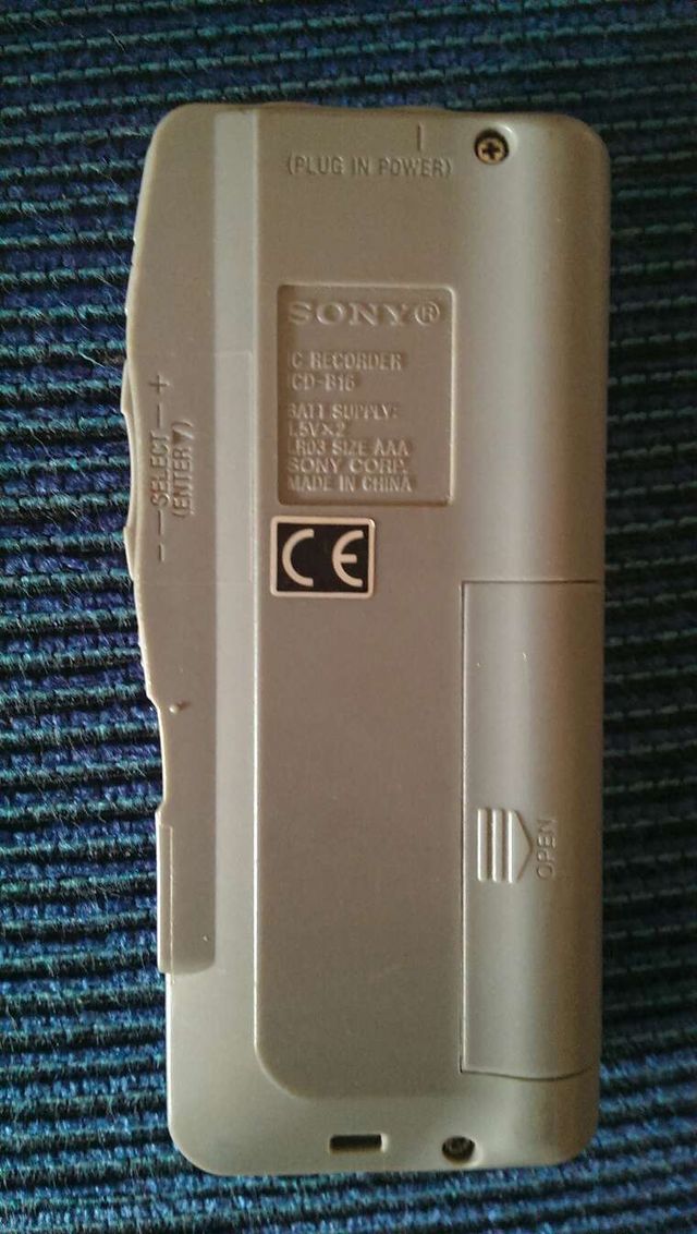 Grabadora Sony ICD B-16