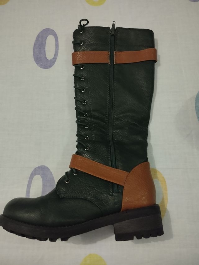 Botas d piel