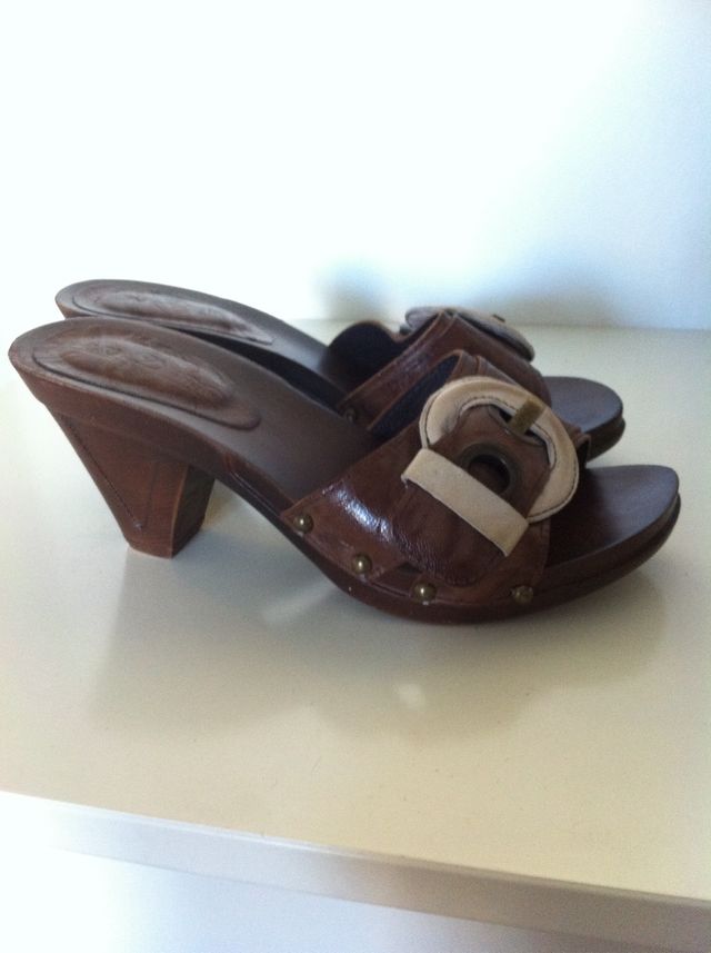 Zapatos Zuecos Italianos T.36