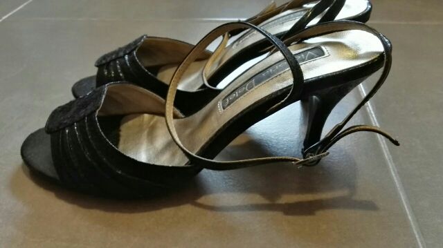 Sandalias negras Victoria Delef Talla 40