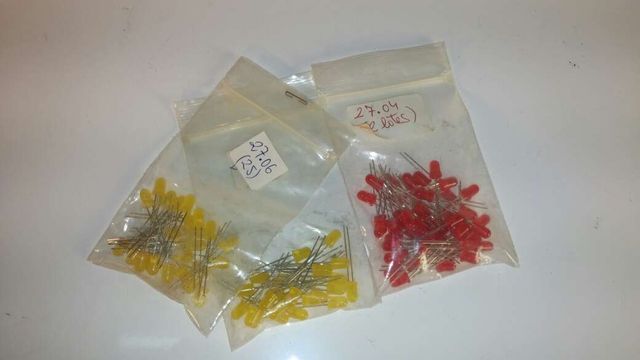 Leds rojos y amarillos circuitos