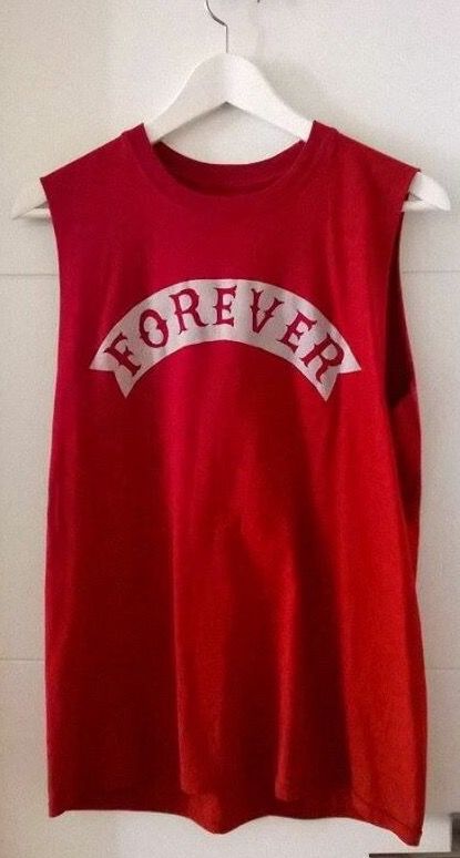 Camiseta YATT, TALLA M