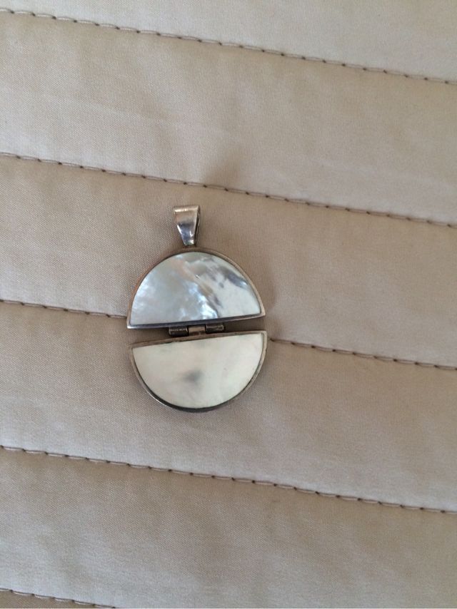 Colgante Nacar Y Plata