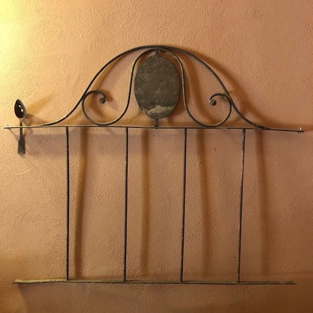 Cabezal Cuna Antigua forja colección decorativa