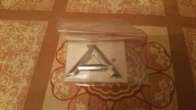 Emblema letra A de Audi..