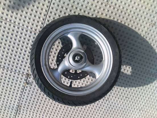 Rueda delantera d jor