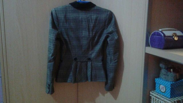 Blazer h&m peplum pata de gallo