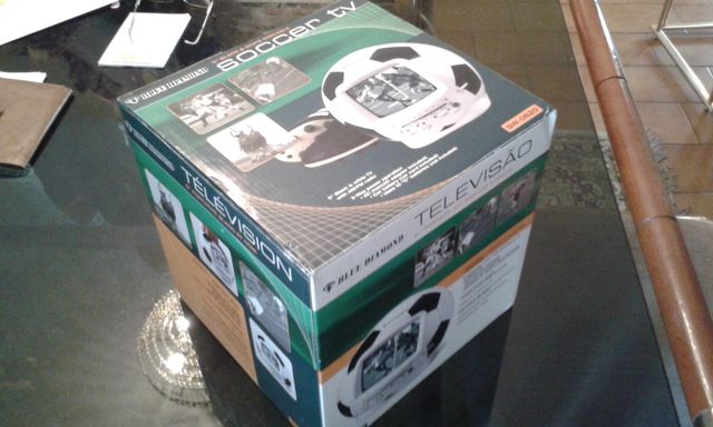 Rádio e TV. Novos em estoque. 5 €