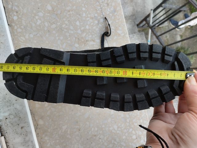 Playero bota marca alley talla 40