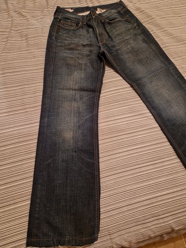 Pantalon vaquero Massimo Dutti