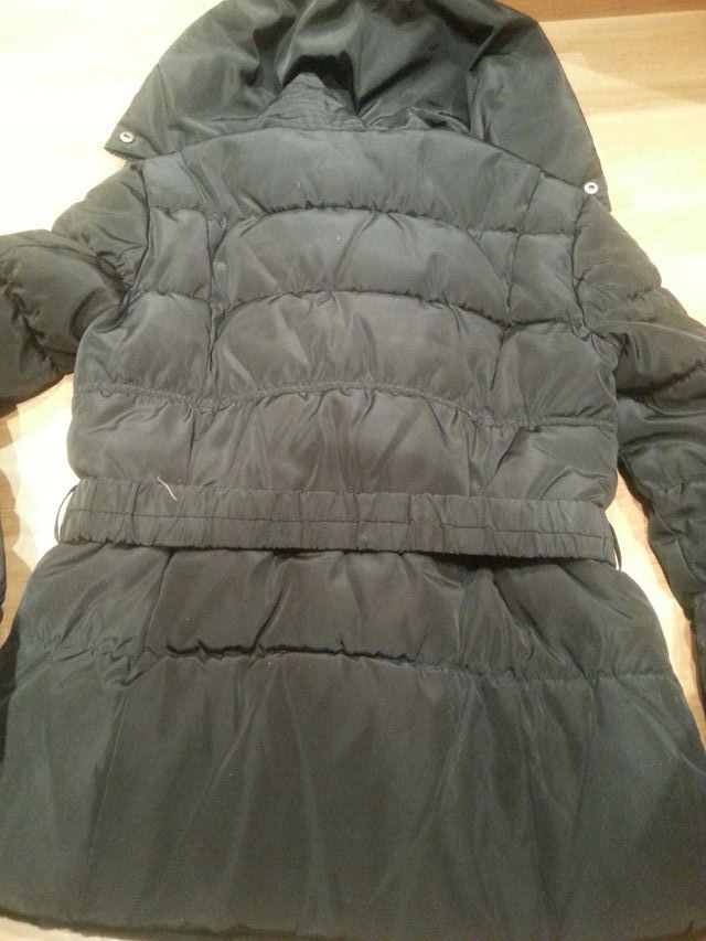 Parka abrigo corto negro talla 40