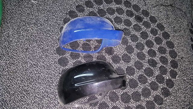 Carcasa  espejo derecho golf 4