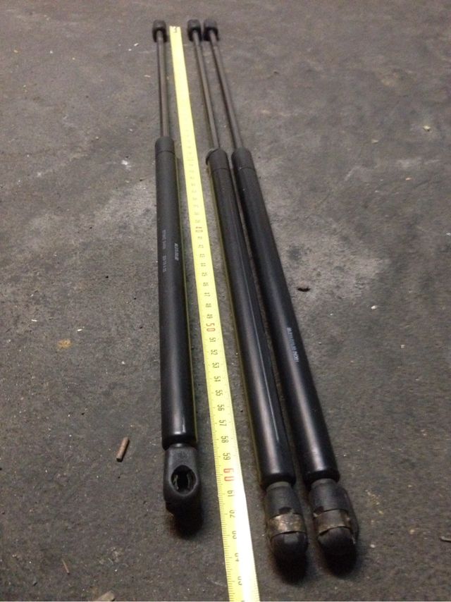 Resortes hidraulicos para capo y maletero