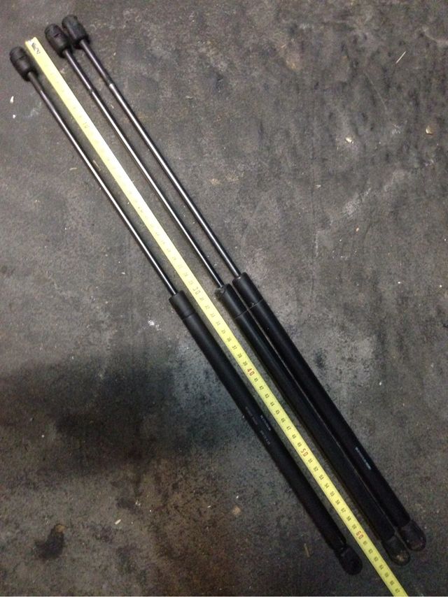 Resortes hidraulicos para capo y maletero