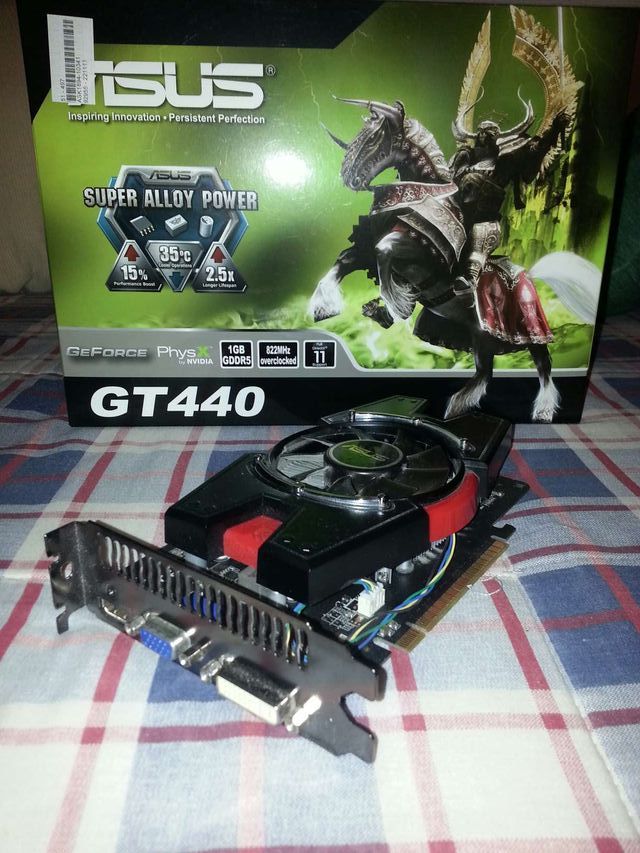 Tarjeta gráfica Nvidia GeForce gt 440 de segunda mano por 35 EUR en ...