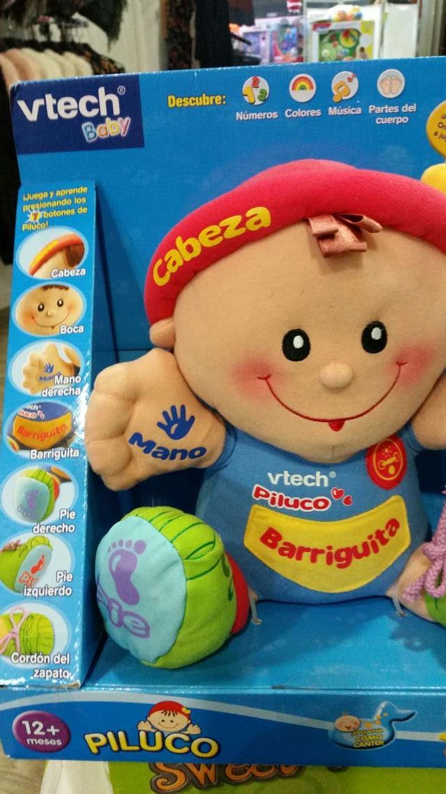 Piluco . Muñeco Peluche Interactivo.