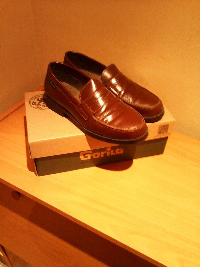 Zapatos Gorila.Muy cómodos