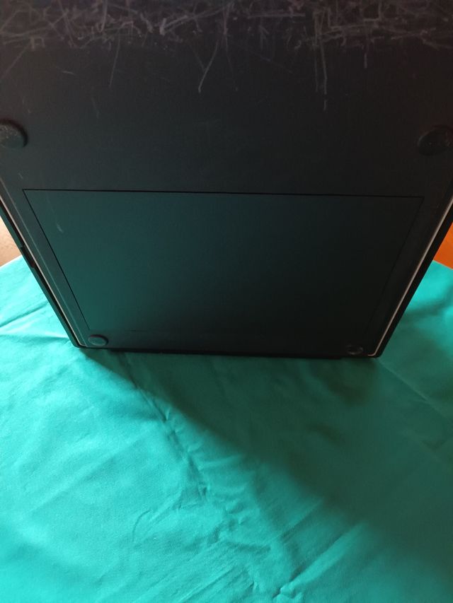 Máquina de escribir Olivetti Lettera 12