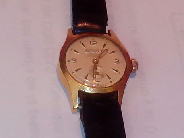 Reloj carga manual CAUNY Prima Dama