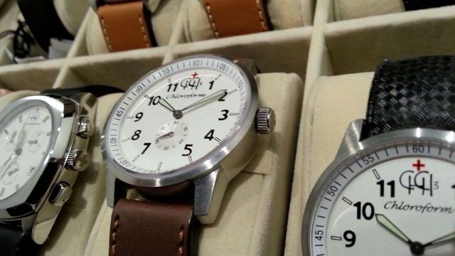 Reloj suizo Chloroform