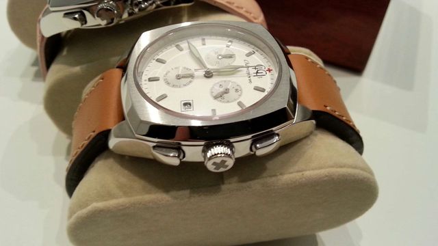 Reloj suizo Chloroform