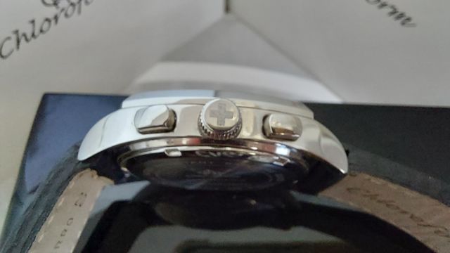 Reloj suizo Chloroform