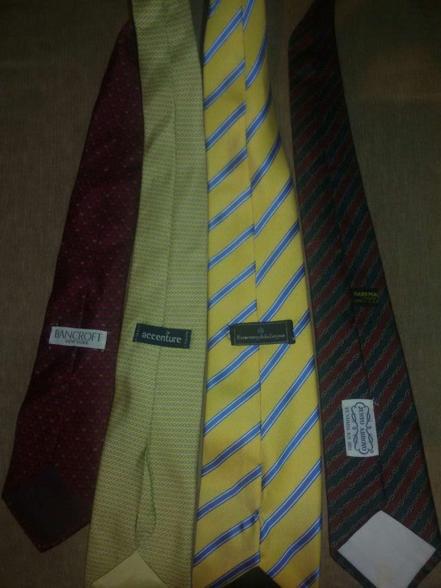 4 corbatas Buenas marcas