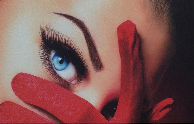 OFERTA !!!! 
CAJA PESTAÑAS POSTIZAS POR PUNTO