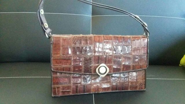 Bolso de cocodrilo