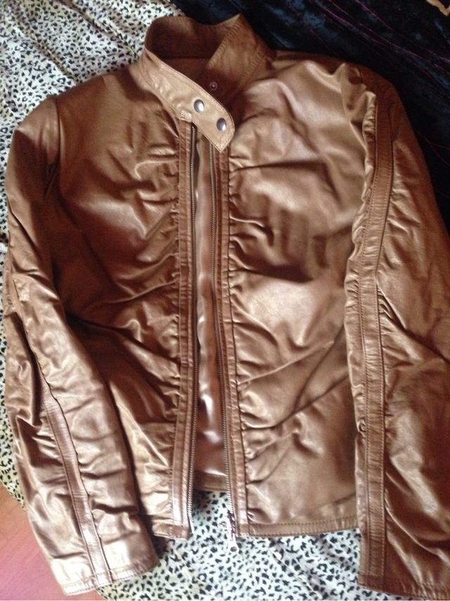 Chaqueta dorada piel para chica talla 38