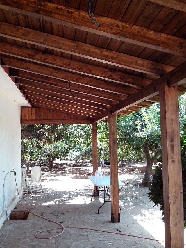 Pérgola de madera de segunda mano en Sevilla en WALLAPOP