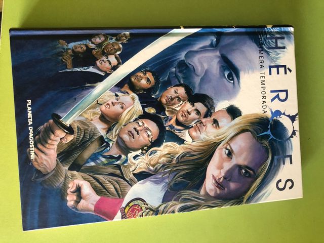 Serie, cómic y Figuras De Heroes La Serie