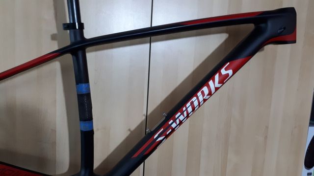 repararaciones fibra carbono pala pádel  montaña