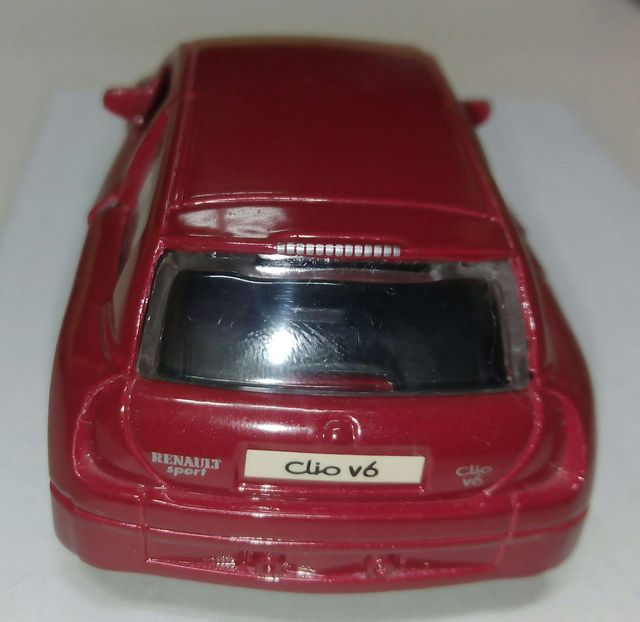 Renault Clio Sport V6