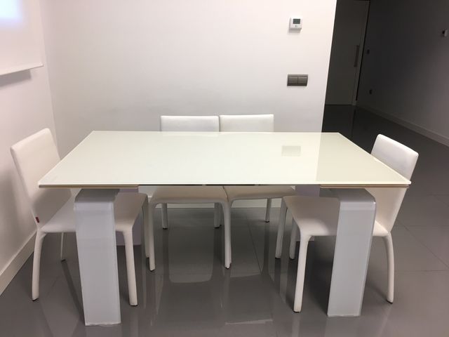 Mesa Comedor diseño de segunda mano por 470 € en Toledo en WALLAPOP Mesa Comedor diseño de segunda mano por 470 € en Toledo en WALLAPOP