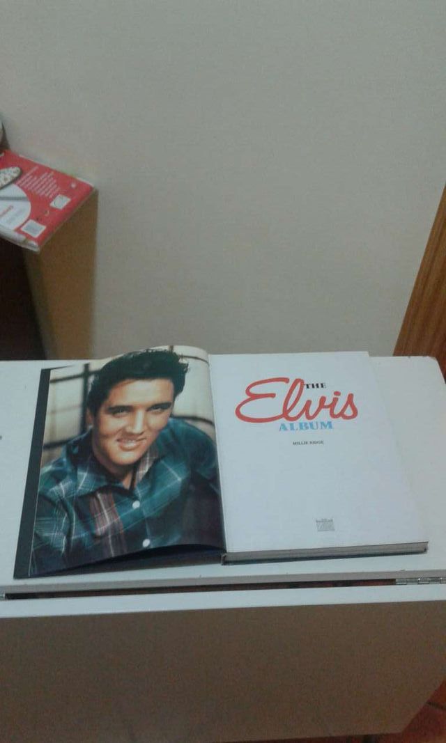 Libro de Elvis