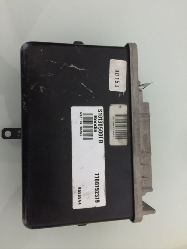 Centralita Renault 19  1.8  16v