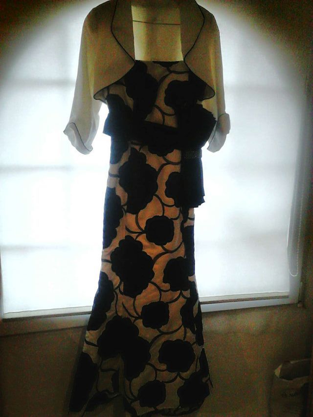 Vestido para eventot.38 + regalo chaqueta y tocado