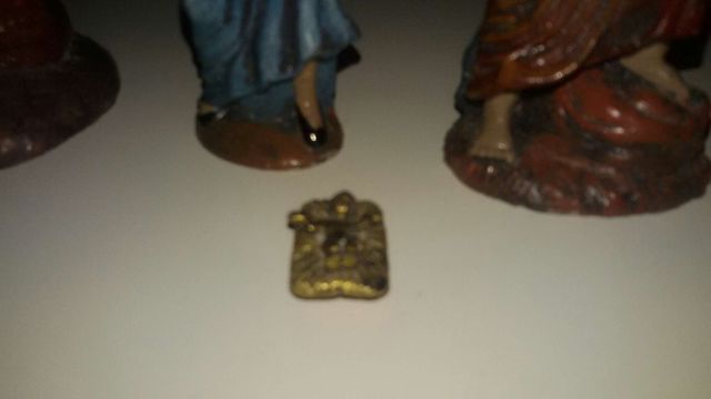 Figuras varias del belen de RESINA todas por 3.e