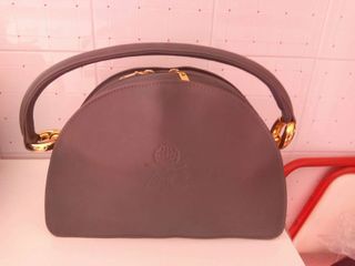 Bolso Ana Camargo. de segunda mano por 20 EUR en Madrid en WALLAPOP