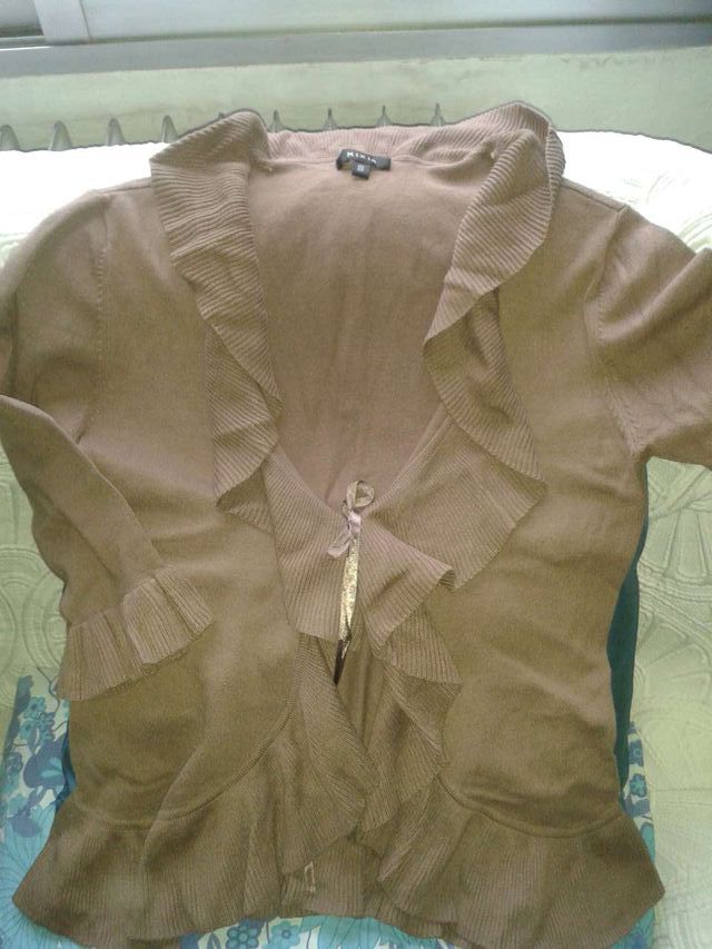 Chaquetilla punto marrón
