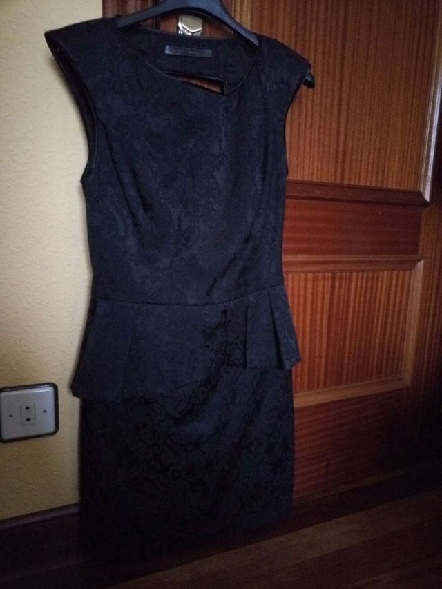 Vestido de fiesta negro (Blanco)