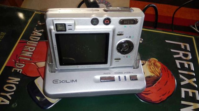 Casio exilim perfecta .targeta de menoria