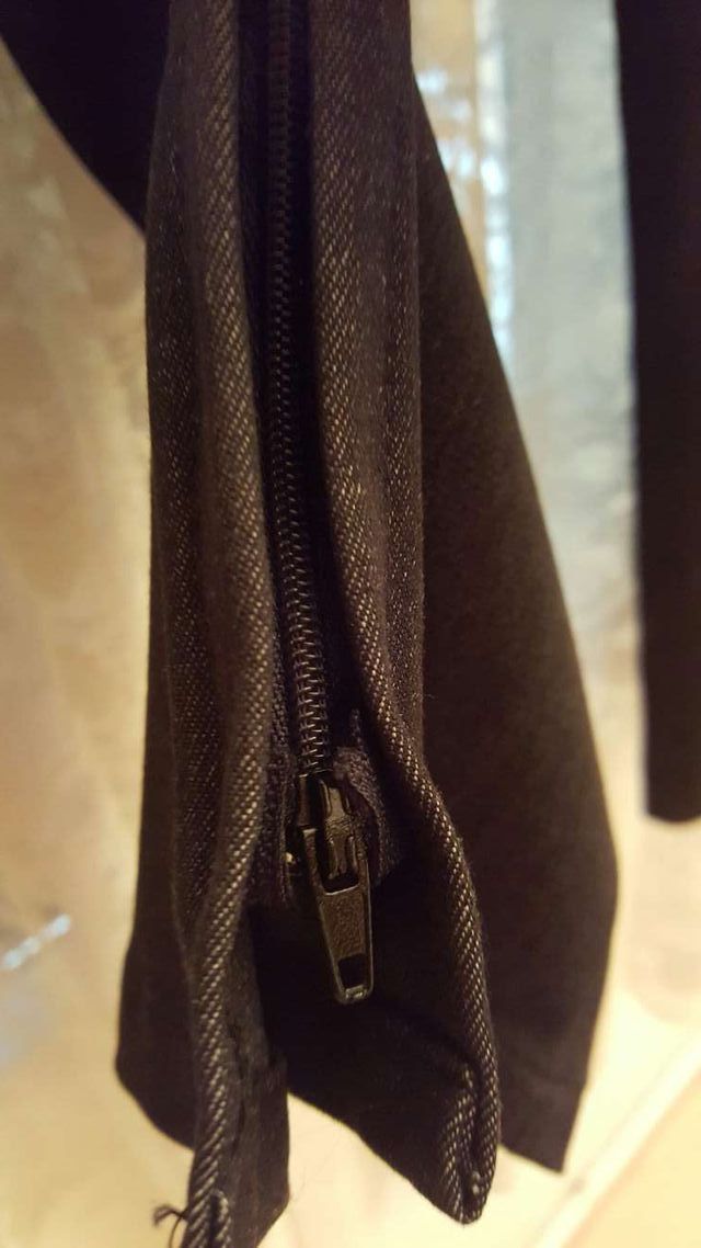 Pantalón  pitillo negro. NUEVO SIN ESTRENAR